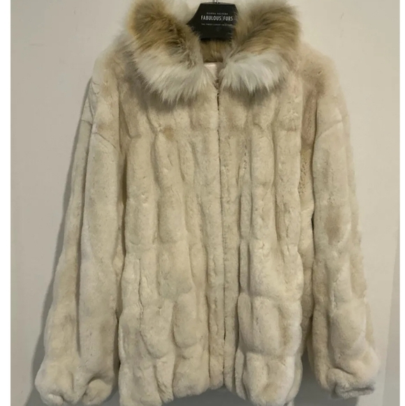 Donna Salyers' Fabulous Furs Faux Fur Jacket w Zipper, Elasticized Cuffs, Bottom - Picture 3 of 16
